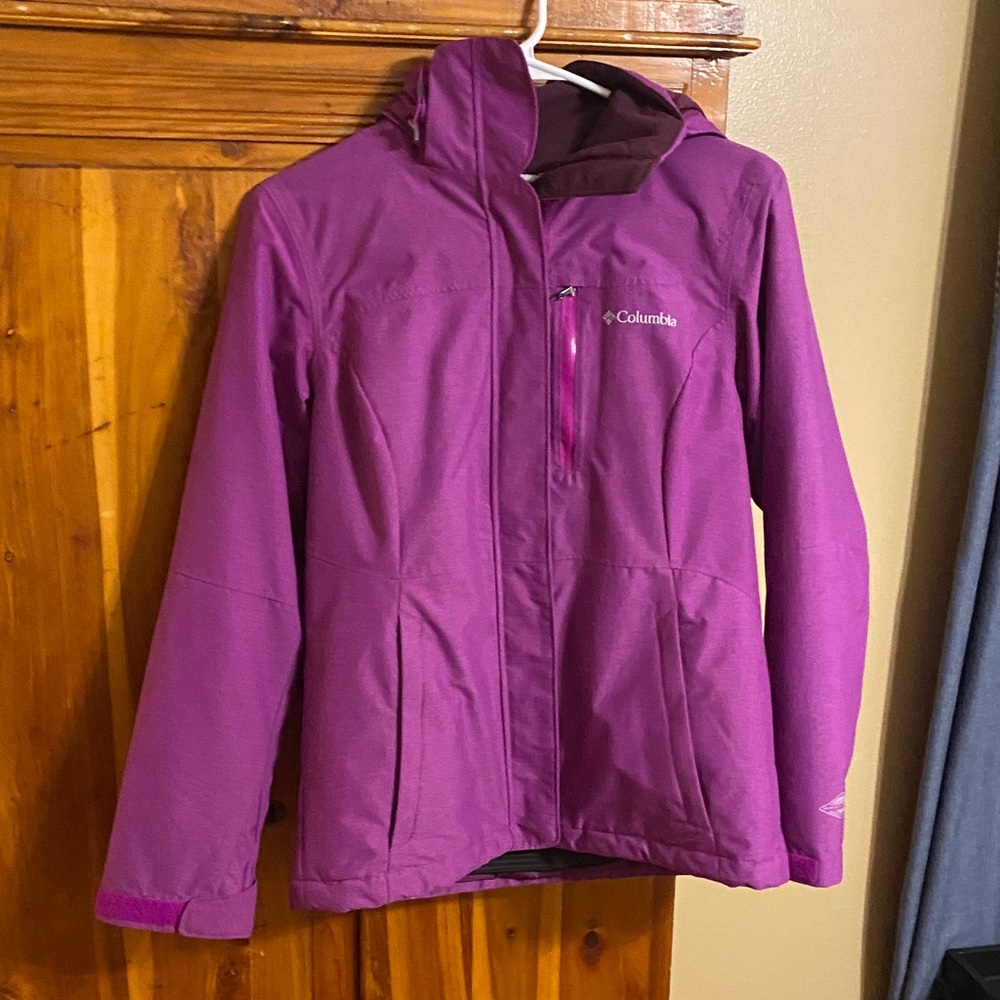 Columbia Vibrant Purple Outdoor Jacket
